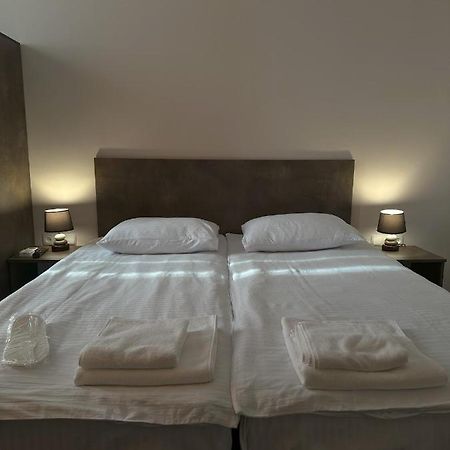 Bina N28 Hotell Kutaisi Exteriör bild