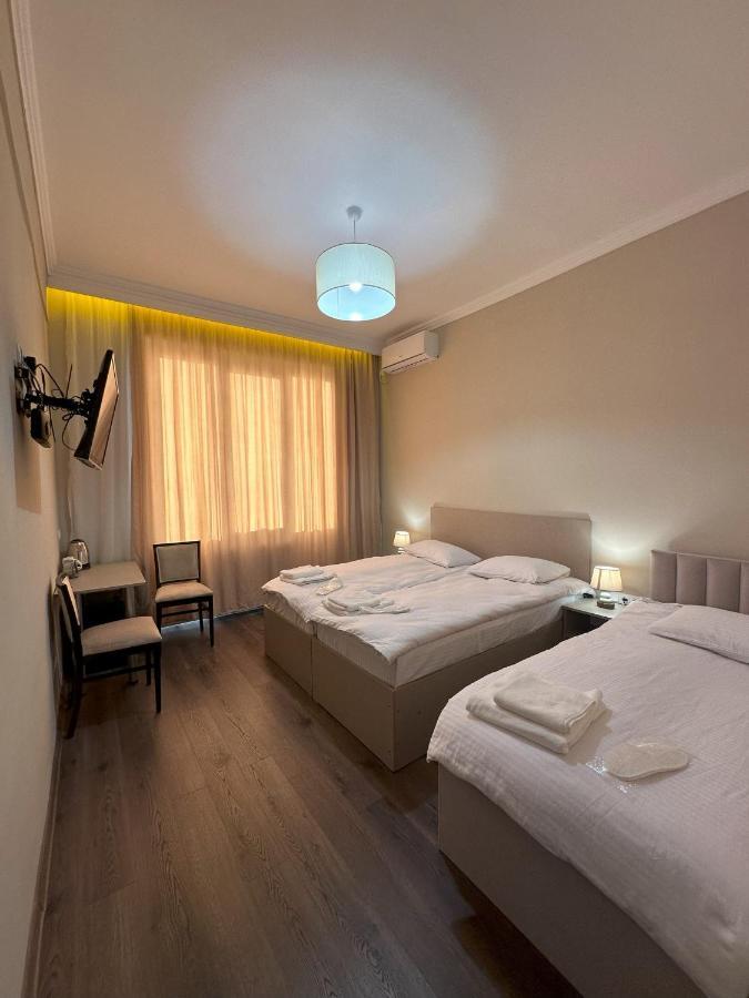 Bina N28 Hotell Kutaisi Exteriör bild