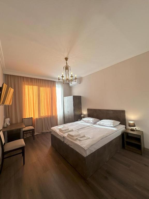 Bina N28 Hotell Kutaisi Exteriör bild